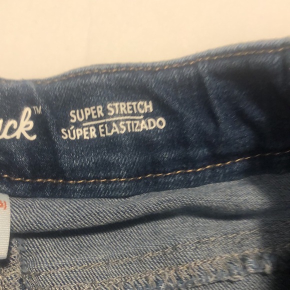 Girls super stretch cat & Jack elastic stretchy rainbow shorts - Picture 3 of 10